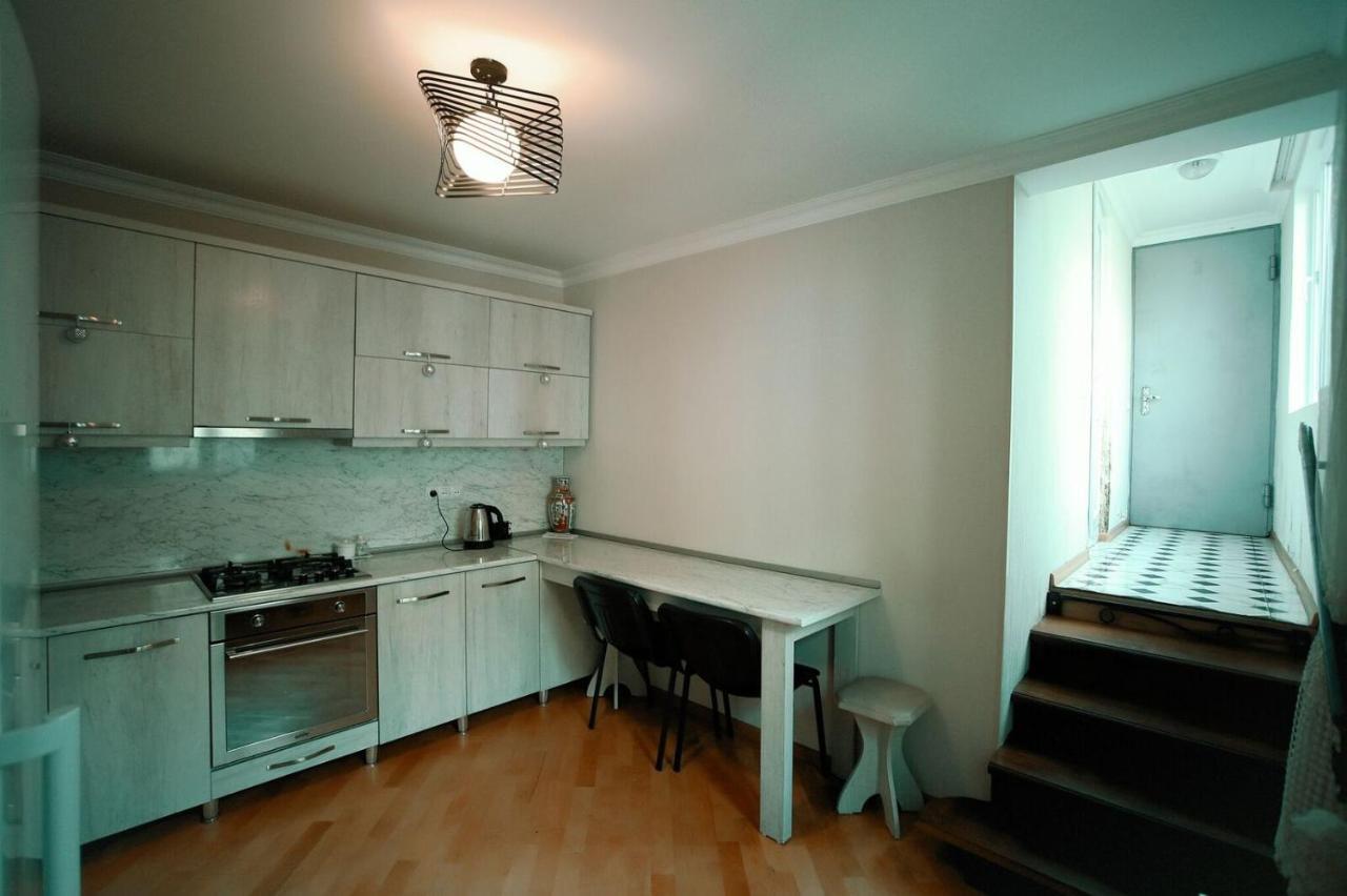 Apartment Old Kutaisi Esterno foto